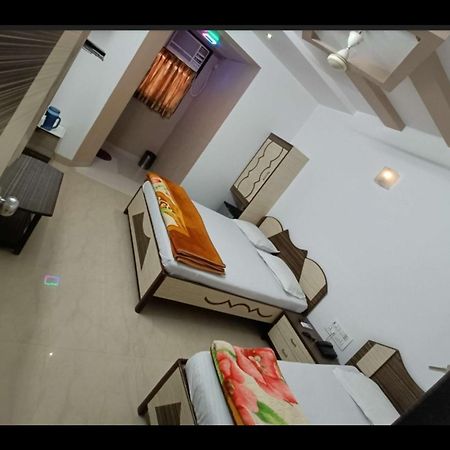 Hotel Broadway Colaba Bombaj Zewnętrze zdjęcie