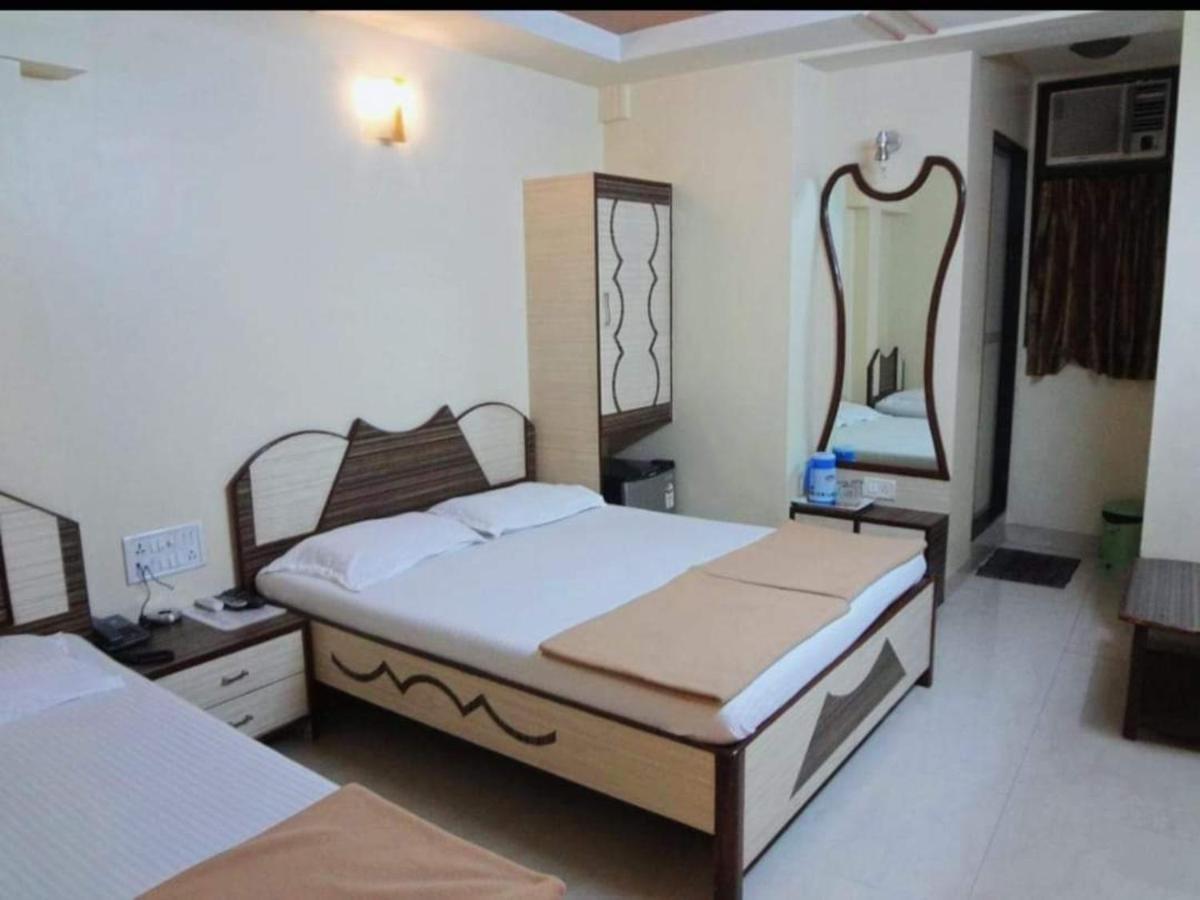 Hotel Broadway Colaba Bombaj Zewnętrze zdjęcie