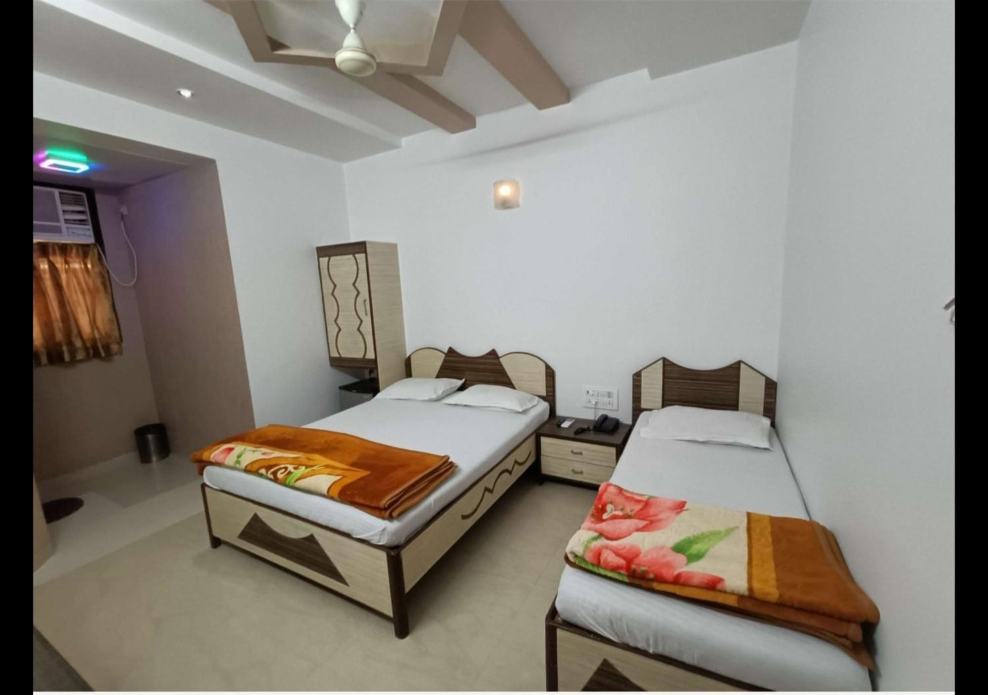 Hotel Broadway Colaba Bombaj Zewnętrze zdjęcie