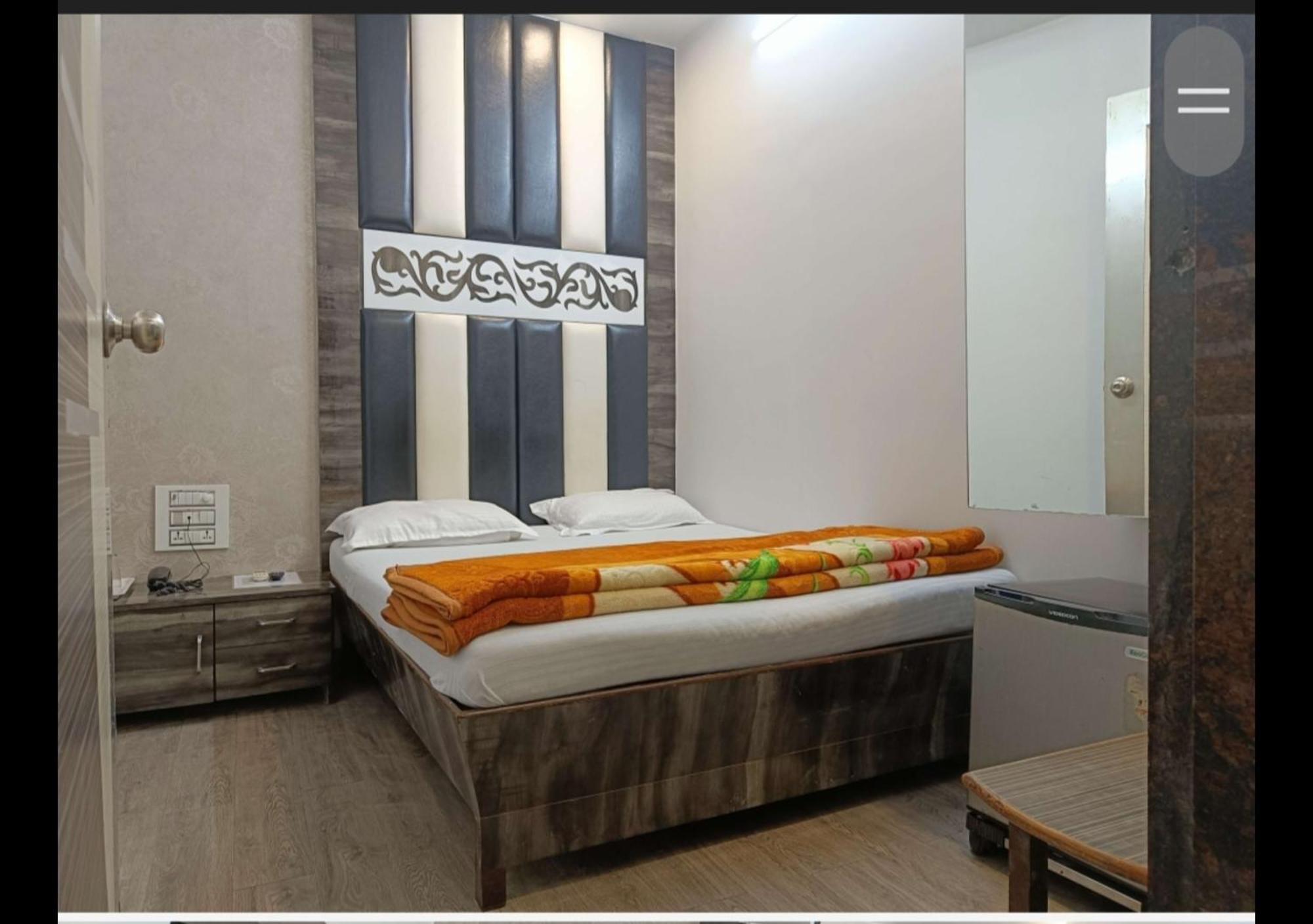Hotel Broadway Colaba Bombaj Zewnętrze zdjęcie