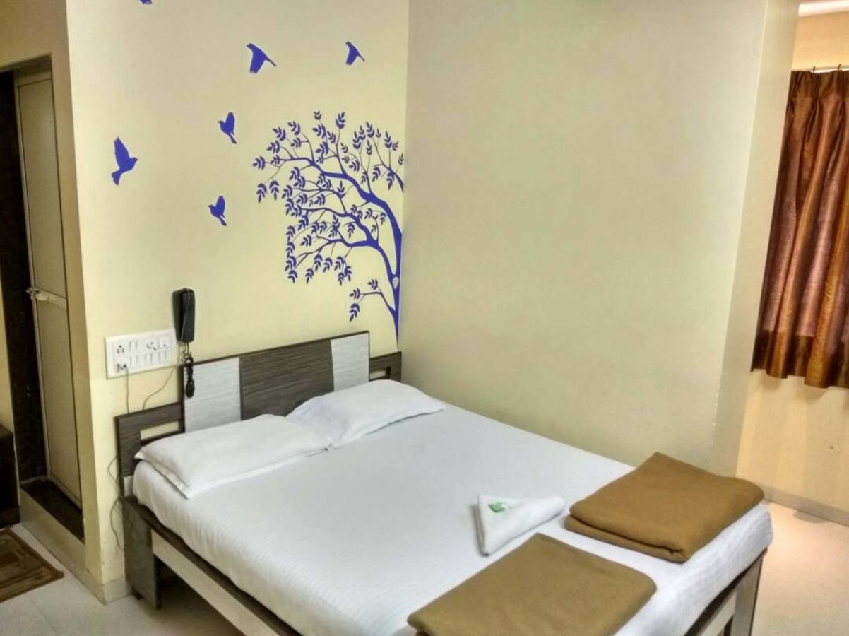 Hotel Broadway Colaba Bombaj Zewnętrze zdjęcie