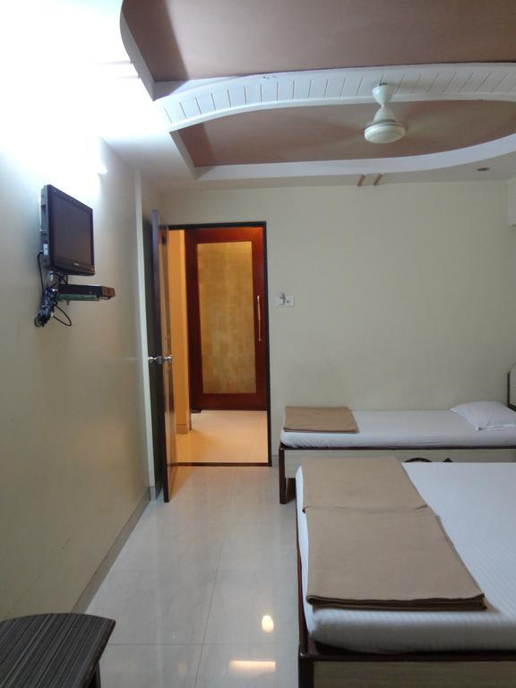 Hotel Broadway Colaba Bombaj Zewnętrze zdjęcie